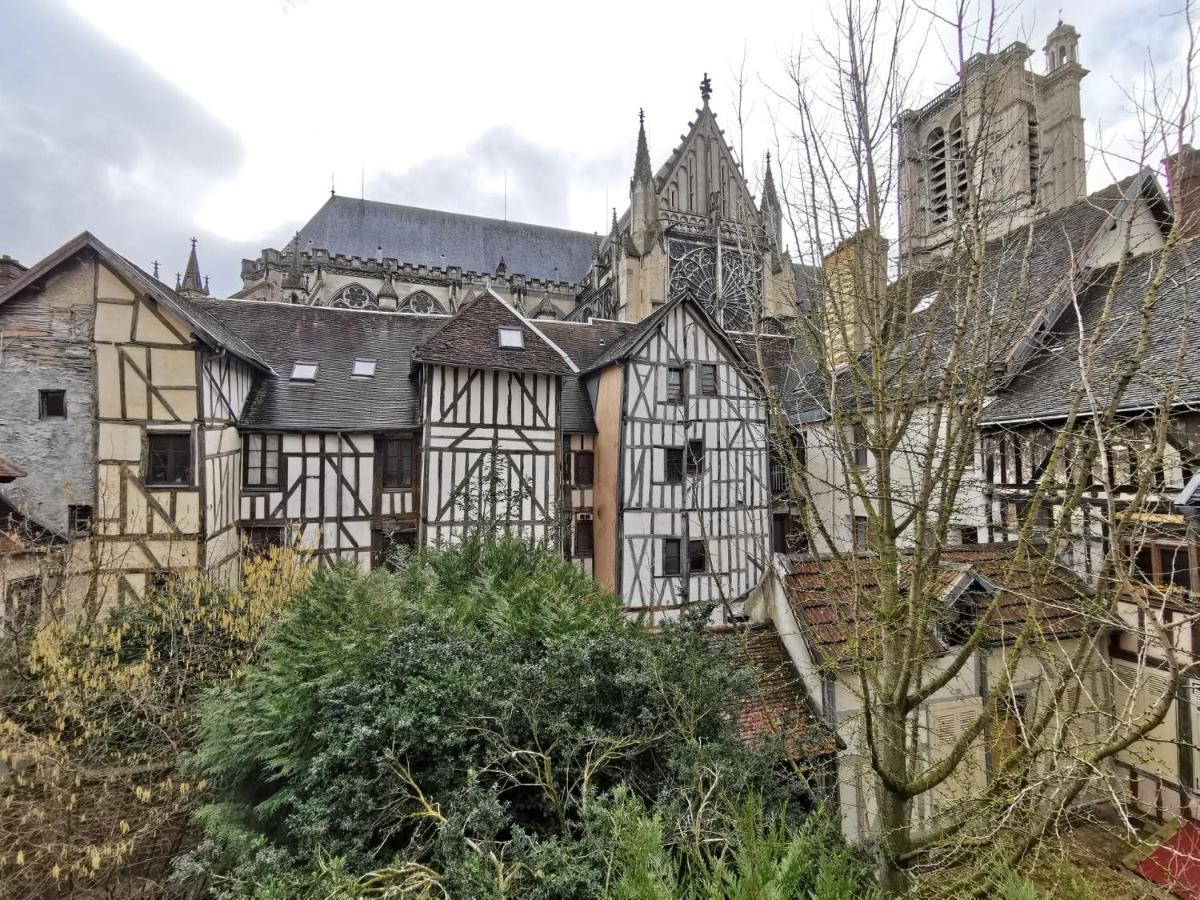 Les Cieux De La Cathedrale - Calme - Jardin - Wifi Troyes Exterior foto