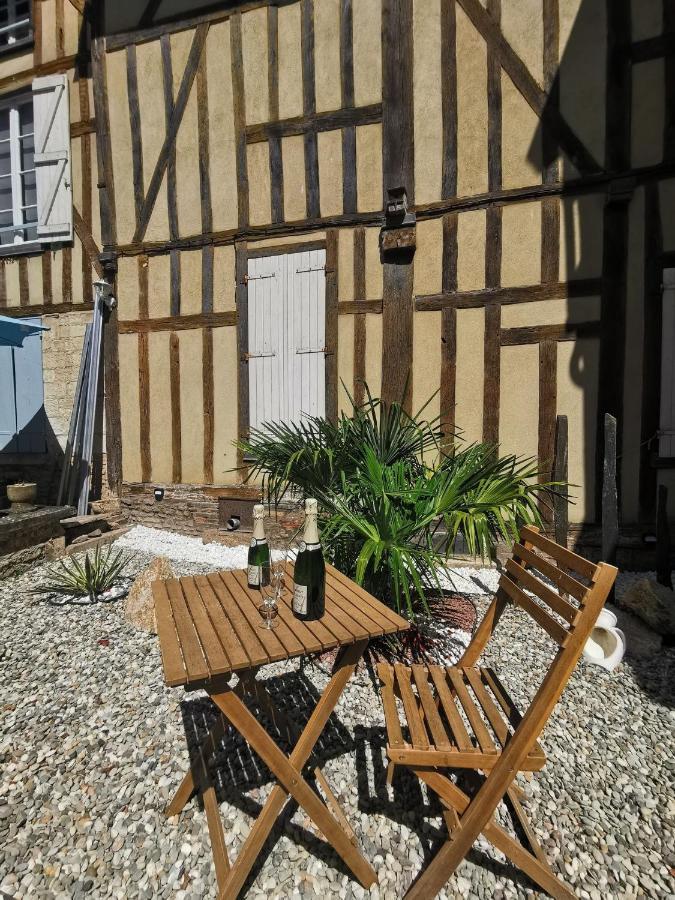 Les Cieux De La Cathedrale - Calme - Jardin - Wifi Troyes Exterior foto